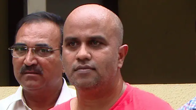 జులియన్ సిన్హా, మ్యాట్రిమోనియల్ సైట్స్