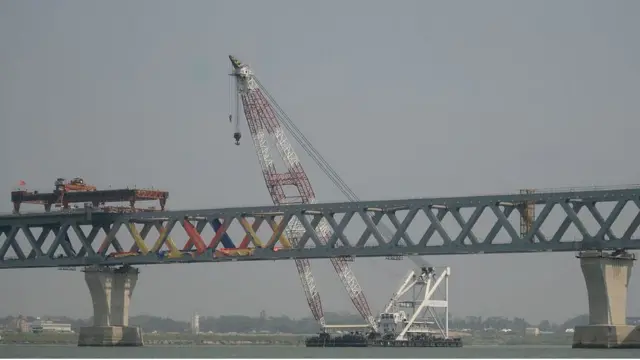 পদ্মা সেতু।