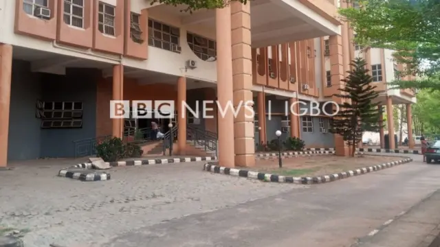 Ihụ Secretatriat nke Anambra steeti