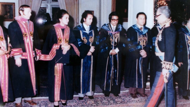 سیمین رجالی در دیدار محمدرضا پهلوی، آخرین پادشاه ایران