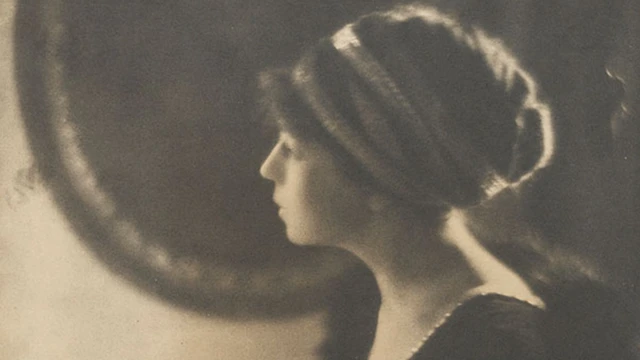 Una foto blanco y negro de Greene