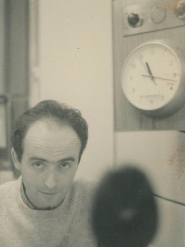 Vladimir Herzogdicas para apostar na roletafotografia provavelmente tirada no estúdio da Rádio BBCdicas para apostar na roletaLondres.