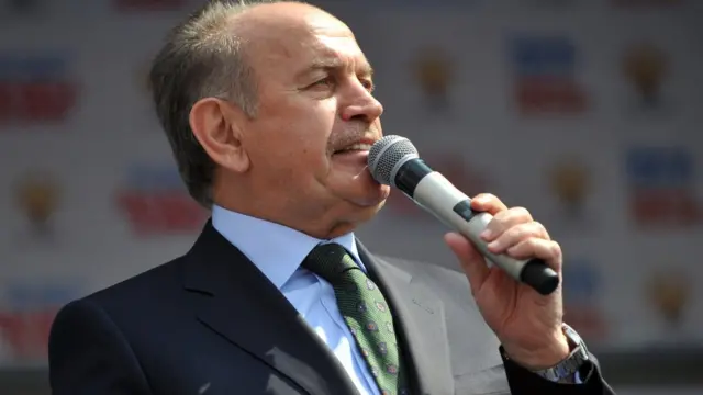Kadir Topbaş, geçtiğimiz günlerde İstanbul Büyükşehir Belediye Başkanlığı görevinden istifa etmişti