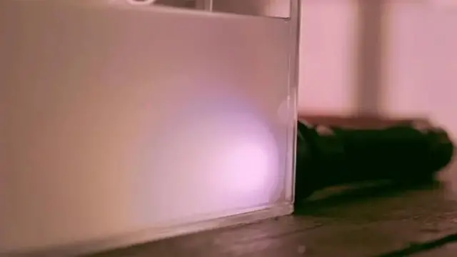 வானம் ஏன் நீல நிறத்தில் காட்சி அளிக்கிறது? ஆராய்ச்சிக்கு டிண்டால் பயன்படுத்திய கருவி என்ன?