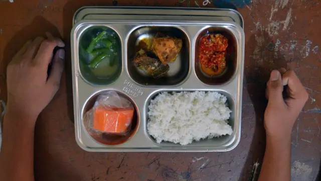 MBG, keracunan