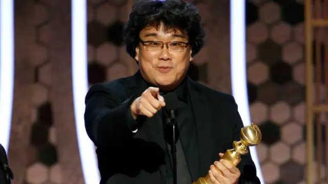 기생충은 제77회 골든글로브 시상식에서 외국어영화상을 수상했다