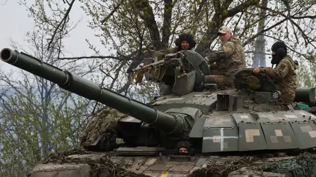 Украинанын Донецк облусундагы Часов Яр шаарында жайгашкан украин жоокерлери