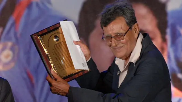 1961માં ભારત સરકારનો સૌ પ્રથમ અર્જુન ઍવૉર્ડ પ્રાપ્ત કર્યો