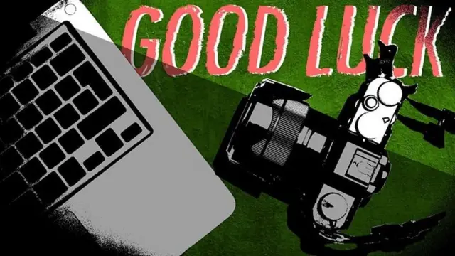 Ilustração mostra laptop, câmera fotográfica e a palavra "Good luck", ou boa sorte, escrita ao fundo