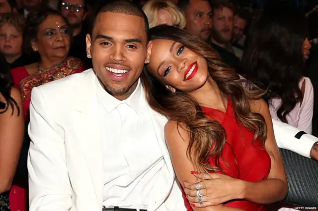 Chris Brown 'considered suicide' after pre-Grammys assault on Rihanna in 2009 - BBC News