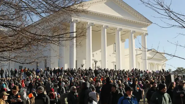 Multitude en la Plaza del capitolio