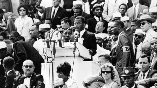 John Lewis durante la marcha sobre Washington en 1963.