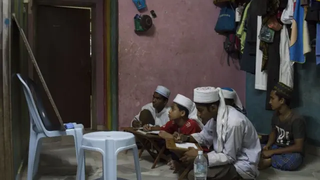 মালয়েশিয়ায় রোহিঙ্গা শরণার্থী শিশুদের একটি মাদ্রাসা