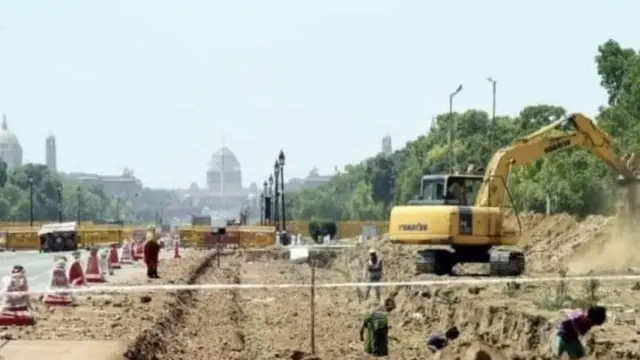 انڈیا گیٹ کے پاس