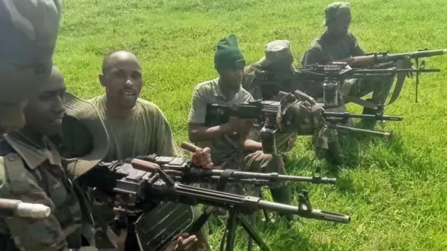 Abarwanyi bafite imbunda mu burasirazuba bwa DR Congo