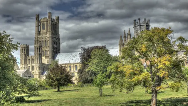 Кафедральный собор в Или