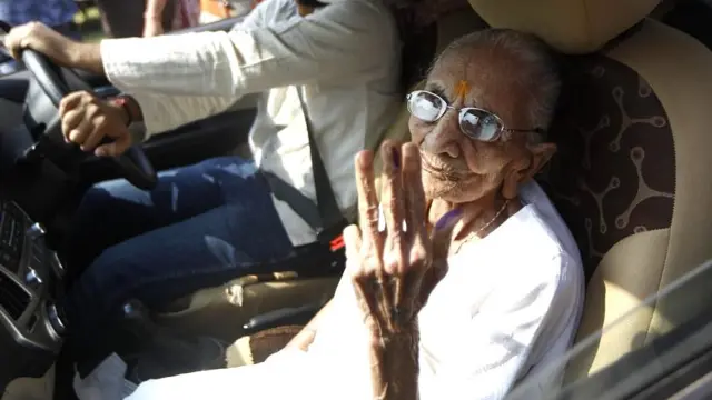 હીરાબહેન મોદી