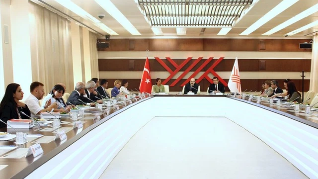 CHP-YÖK toplantısı