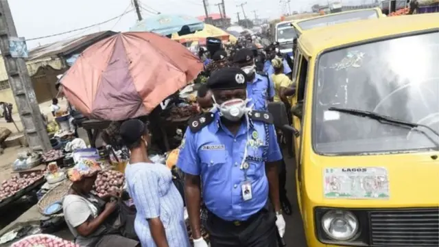 Confinement à Lagos : "comment mes enfants vont-ils survivre?"