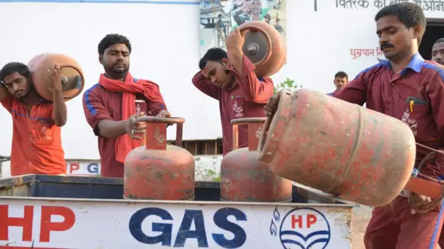 गैस सिलेंडर