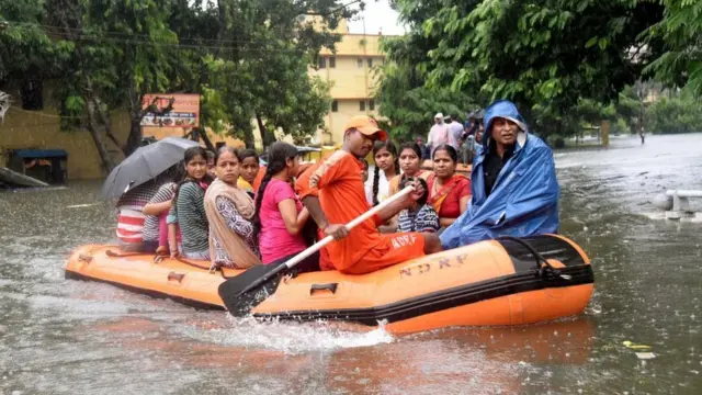 انڈیا، سیلاب، بارشیں، پٹنہ، بہار