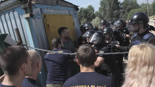 Олег Петренко