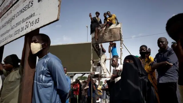 Malians gather at the Independence square in Bamako on June 5, 2020.