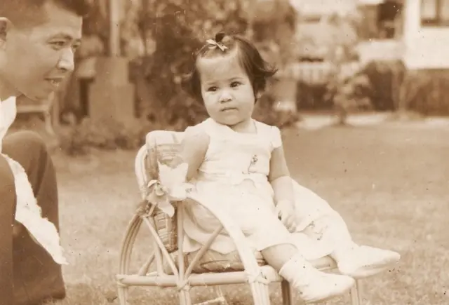 ดุษฎีและบิดา ตอนอายุขวบเศษ