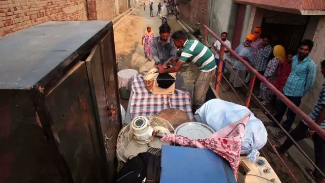 पुल कंजारी गांव