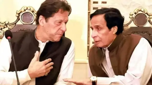 इमरान ख़ान और पंजाब के मुख्यमंत्री परवेज़ इलाही