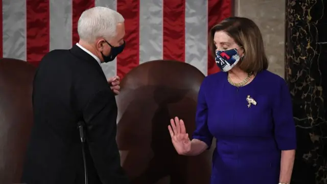 Mike Pence e Nancy Pelosi