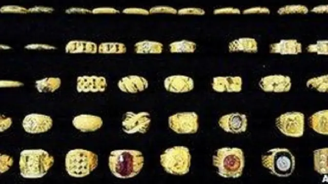 सोने के आभूषण