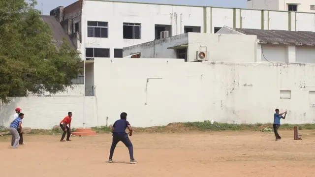 பிபிசி தமிழ் ஸ்ட்ரீட் கிரிக்கெட்