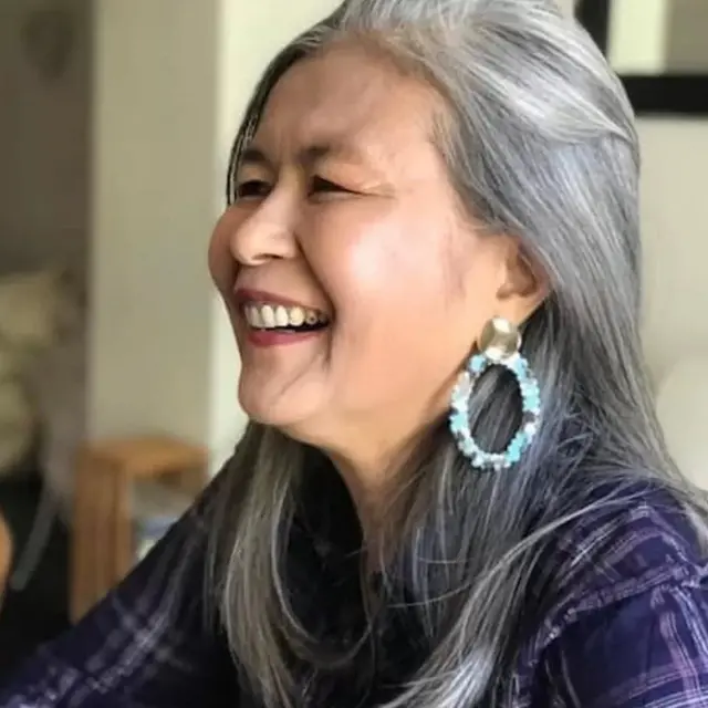 مې شونګ یوه متدینه مسیحۍ وه او رواني ستونزه یې لرله