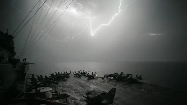 Tempestade no Oceano Índico