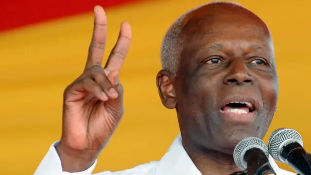 Жозе Эдуарду душ Сантуш