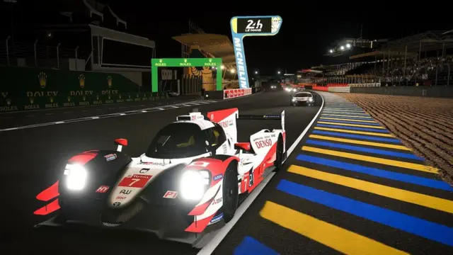 راننده از ۳۷ کشور جهان در مسابقه لومان امسال شرکت کردند