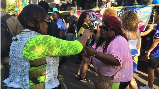 Карнавал в Ноттинг-хилле