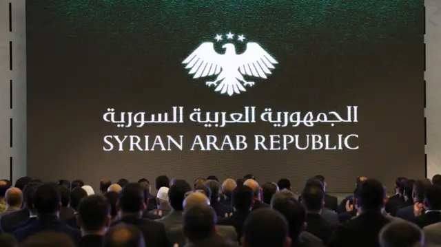 جانب من الحضور خلال حفل إطلاق الهوية البصرية الجديدة لسوريا 