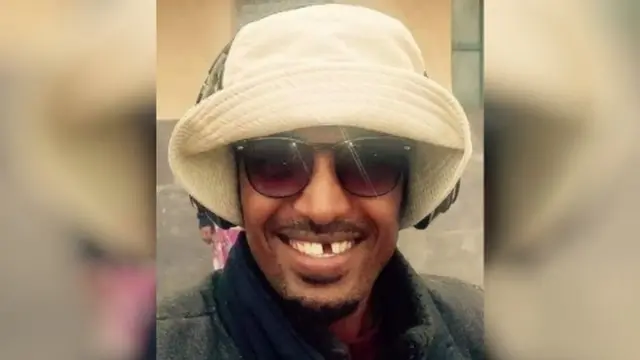 ስነ ጥበበዊ ዮናስ ማይናስ