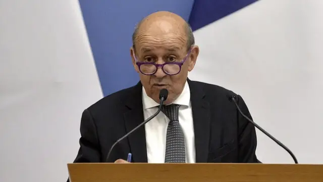 Министр иностранных дел Франции Жан-Ив Ле Дриан