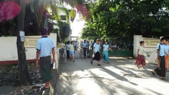 စက်ရုံ အလုပ်ရုံတွေဘက်က အလုပ်သမားတွေကို ခိုင်းဖို့သာ ပိုမို အာရုံ စိုက်နေလို့ လုပ်ထုံးလုပ်နည်းတွေကို လိုက်နာမှု အားနည်းတယ်လို့ဆို