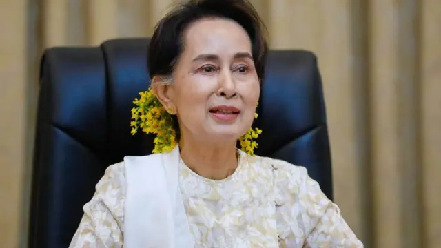 မြန်မာပြည်သူတွေဟာ သမိုင်းမှာ ပထမဆုံးအကြိမ်အဖြစ် မမြင်ရတဲ့အန္တရာယ်ကို ရင်ဆိုင်နေရတယ်လို့ အတိုင်ပင်ခံက ပြောပါတယ်။