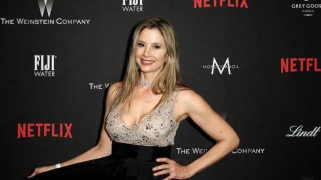 Mira Sorvino tại một buổi tiệc của Công ty Weinstein tháng 1/2017