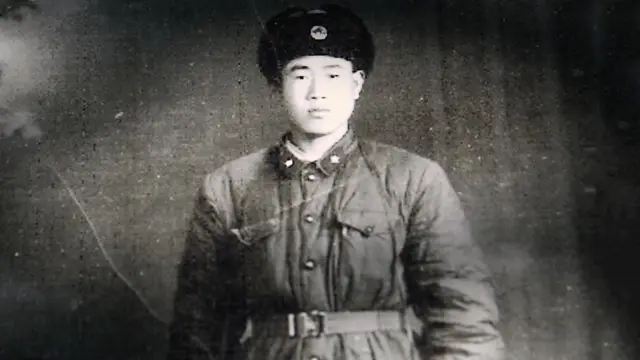 वांग 1960 में चीनी सेना में भर्ती हुए थे