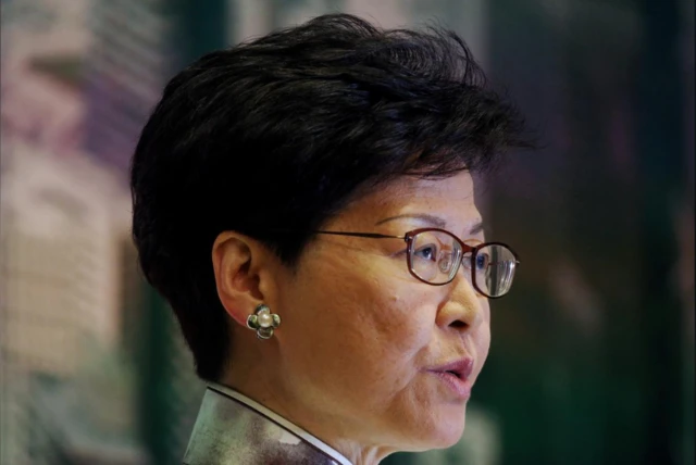 'Trung Quốc sẽ không cho Carrie Lam từ chức'
