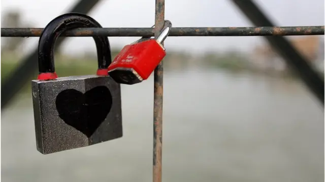 'உலகமயமாக்கலும் காதலும்'