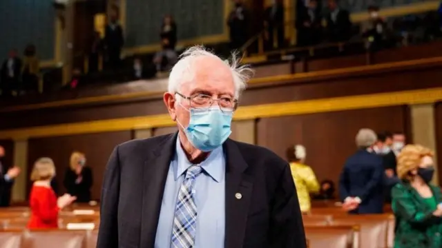 বামপন্থী ডেমোক্র্যাট বার্নি স্যান্ডার্স। বাম-প্রগতিশীল আন্দোলনের পেছনে মূল শক্তি হিসাবে কাজ করেছেন