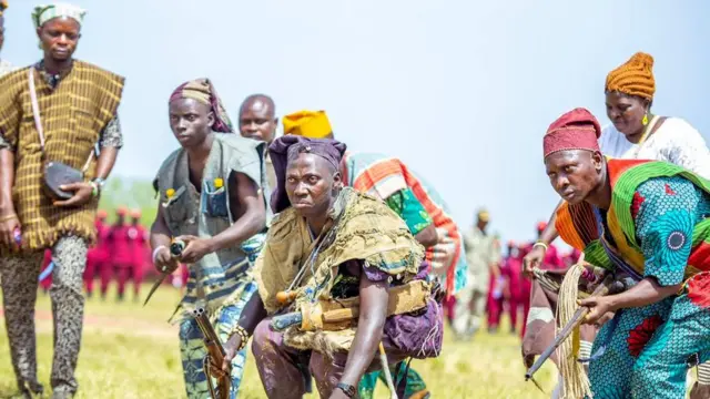 Aworan awọn ẹlẹsin abalaye