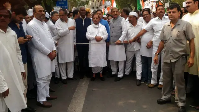 सीबीआई, कांग्रेस, राहुल गांधी